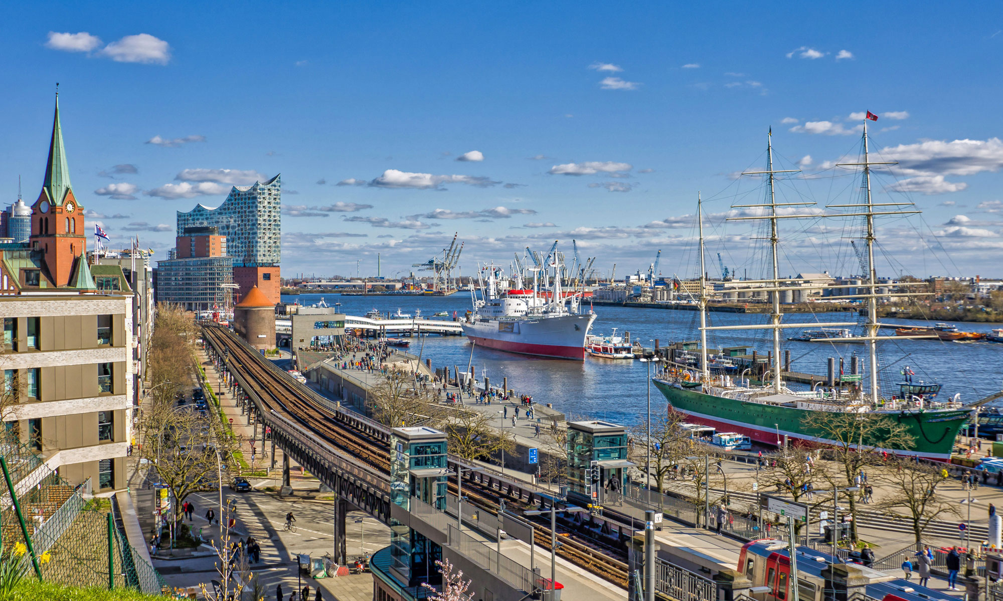 Flusskreuzfahrt ab Hamburg